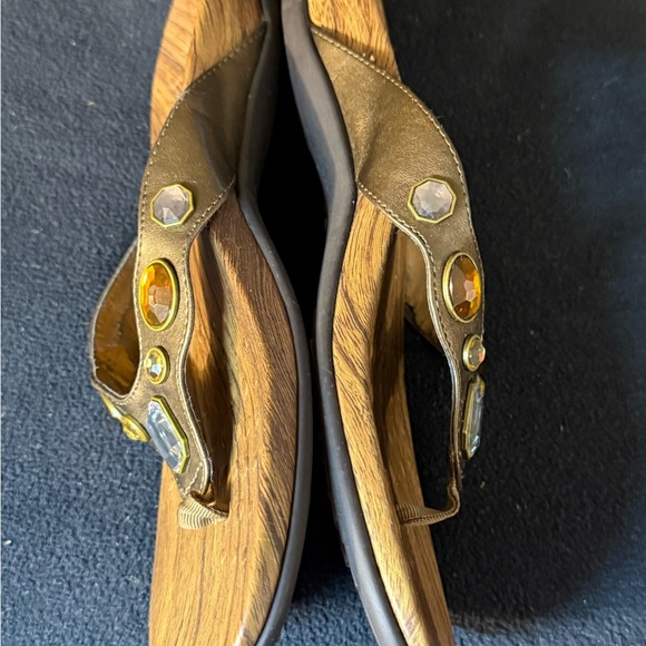 Vionic Brown Sandals with Gold Accents - Picture 2 of 8